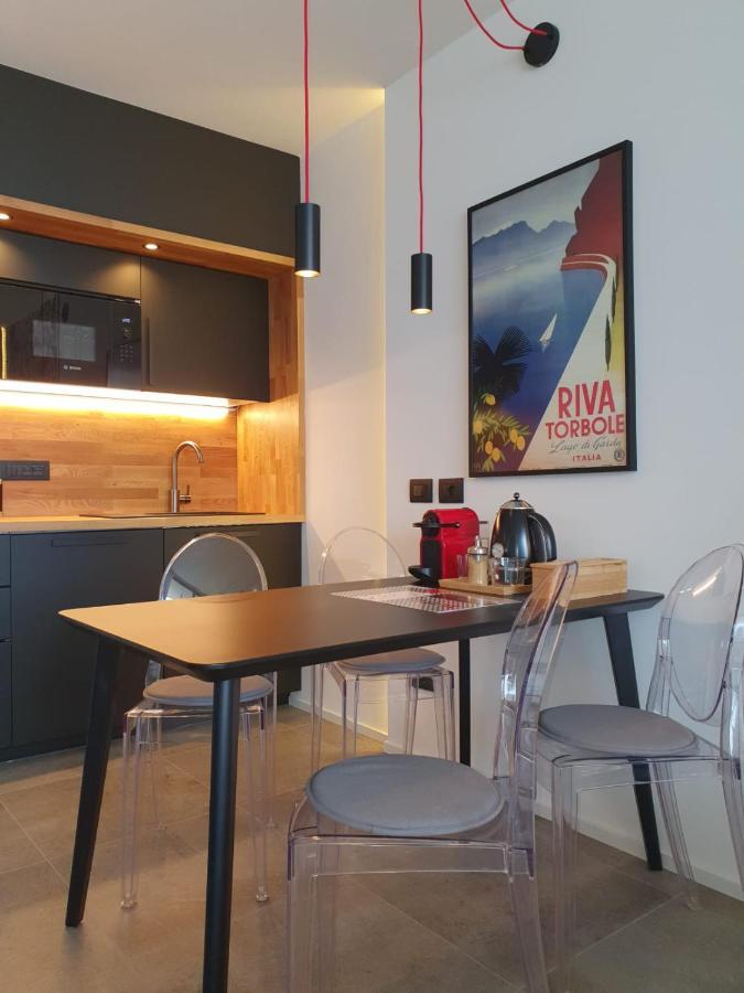 Visioni Lake View Boutique Rooms & Breakfast - Adults Friendly 加尔达湖滨 外观 照片