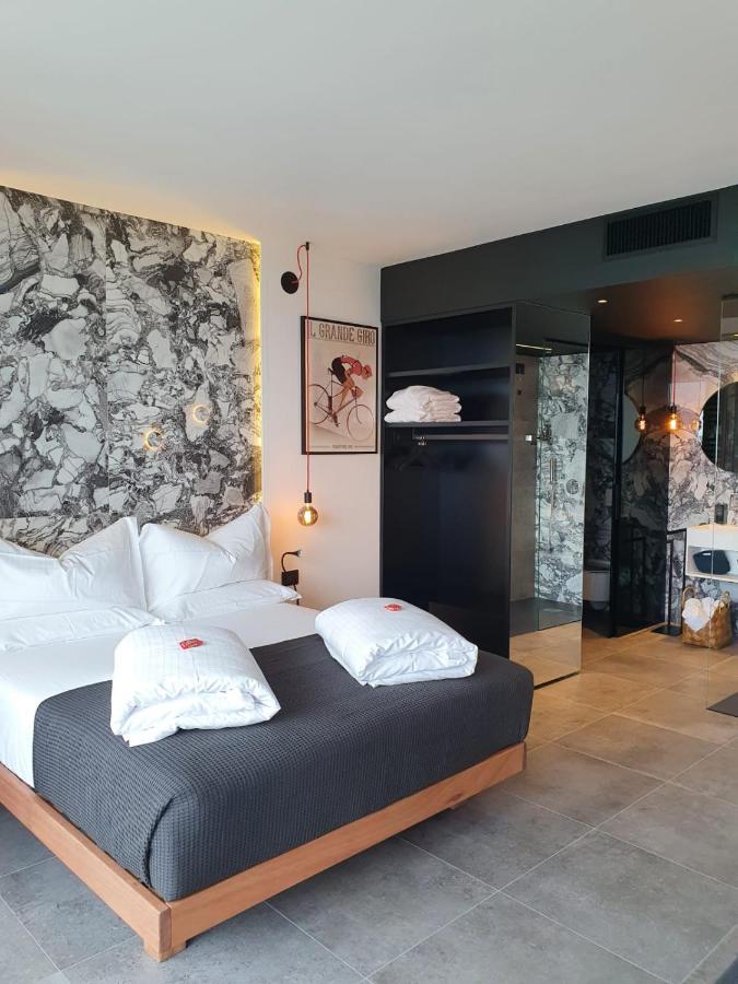 Visioni Lake View Boutique Rooms & Breakfast - Adults Friendly 加尔达湖滨 外观 照片