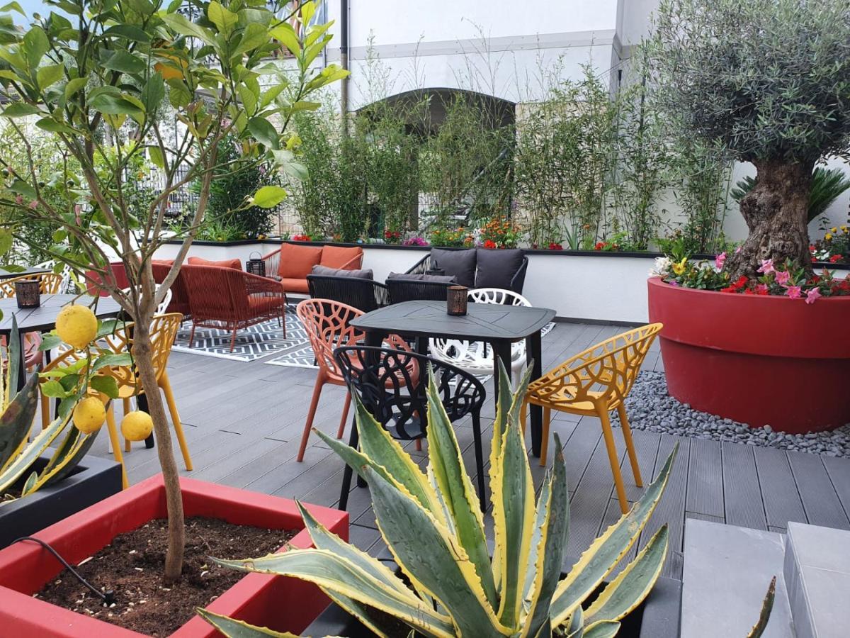 Visioni Lake View Boutique Rooms & Breakfast - Adults Friendly 加尔达湖滨 外观 照片