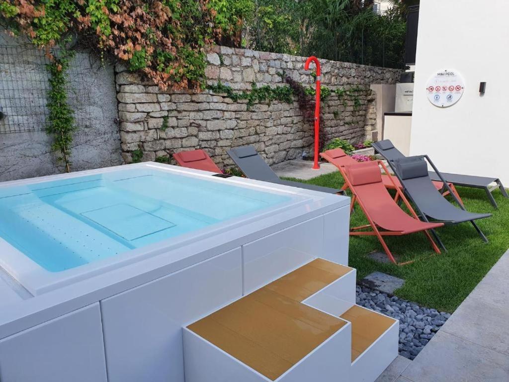 Visioni Lake View Boutique Rooms & Breakfast - Adults Friendly 加尔达湖滨 外观 照片